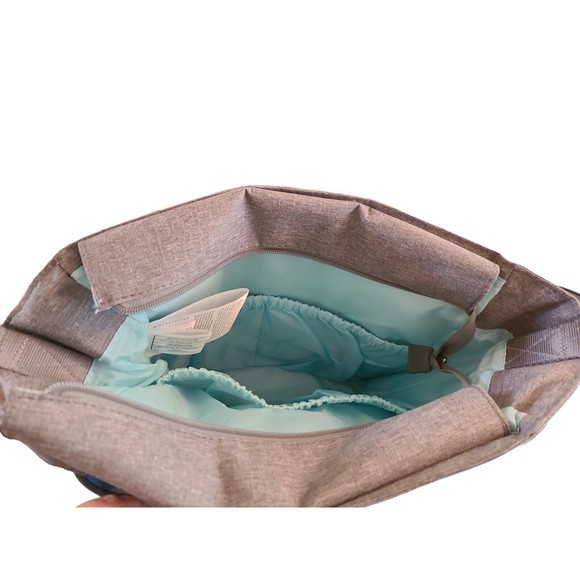 JJ Cole Diaper Bag Gray Heather Backpack Messenger Bag. New With Tags!! - Picture 4 of 5